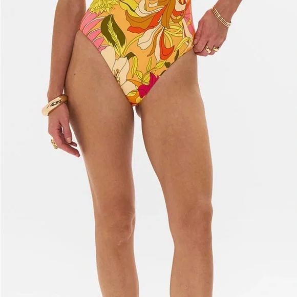 Camilla Multicolor Floral One Piece Swimsuit Size Medium - Picture 6 of 16